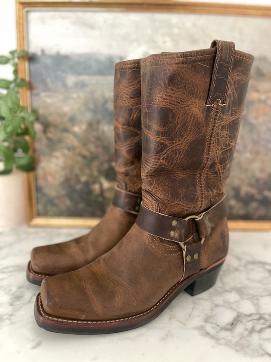Frye Shoes - Frye 12R Harness Boots 77300 Brown Distressed Leather USA Size 10 M Womens